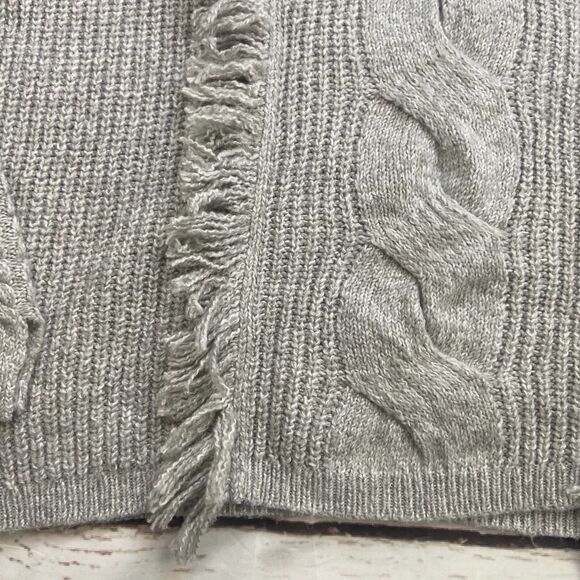 Abound Gray V Neck Fringe Cable tight Knit long sleeve Sweater womens XXL NWT - Picture 3 of 6